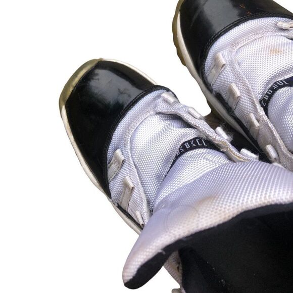 Rare 2018 air jordan 11 retro concord size 8 - Picture 6 of 16
